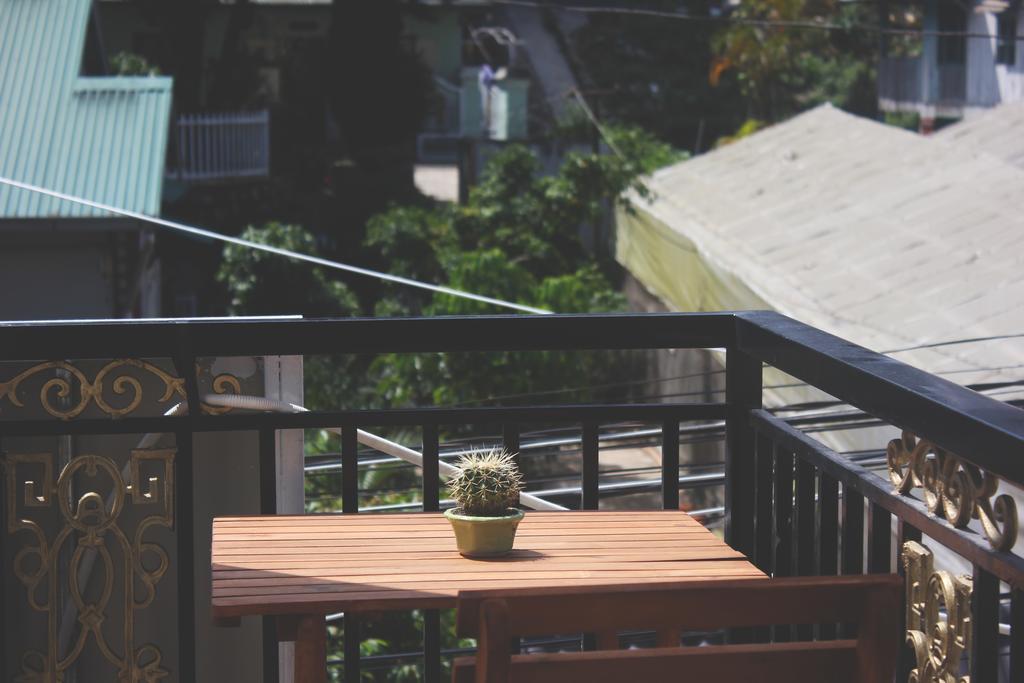 Tree House Hostel ดาลัด ภายนอก รูปภาพ