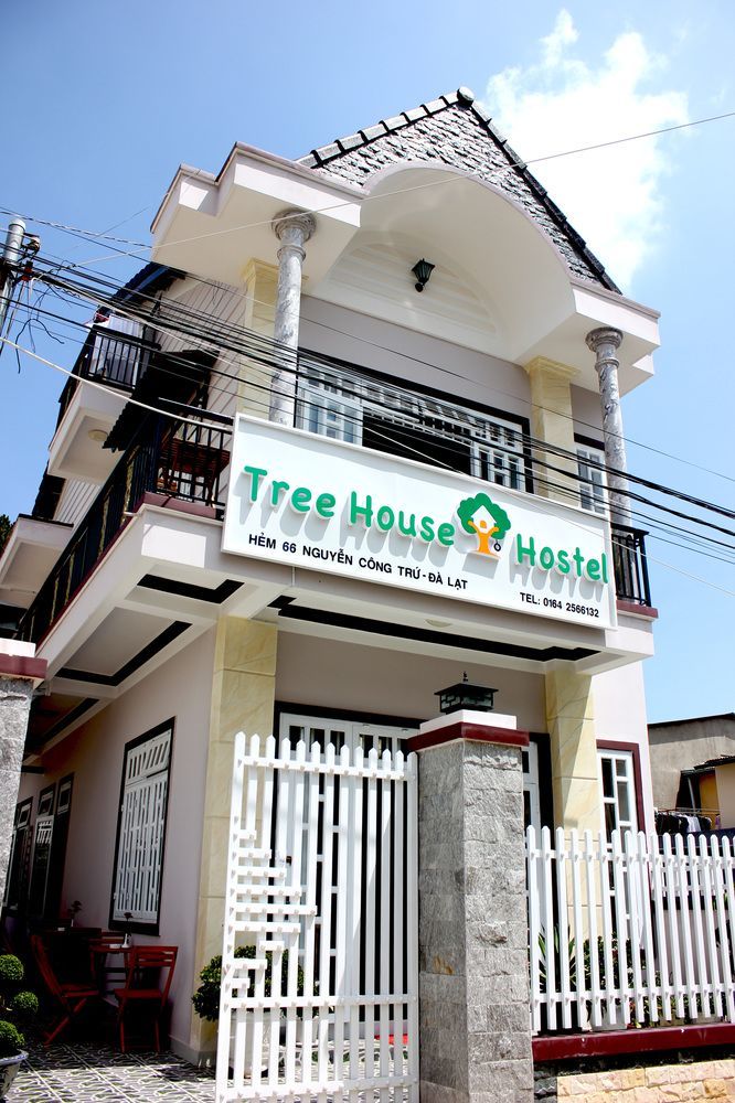 Tree House Hostel ดาลัด ภายนอก รูปภาพ